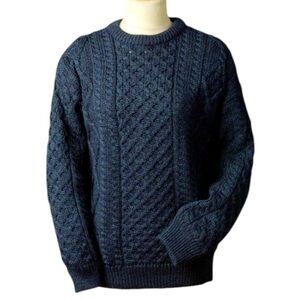 QUILL’S ⭐️Woollen Market vintage wool sweater